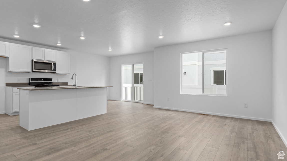 862 E Sand Dollar Way #2327, Saratoga Springs, Utah image 4