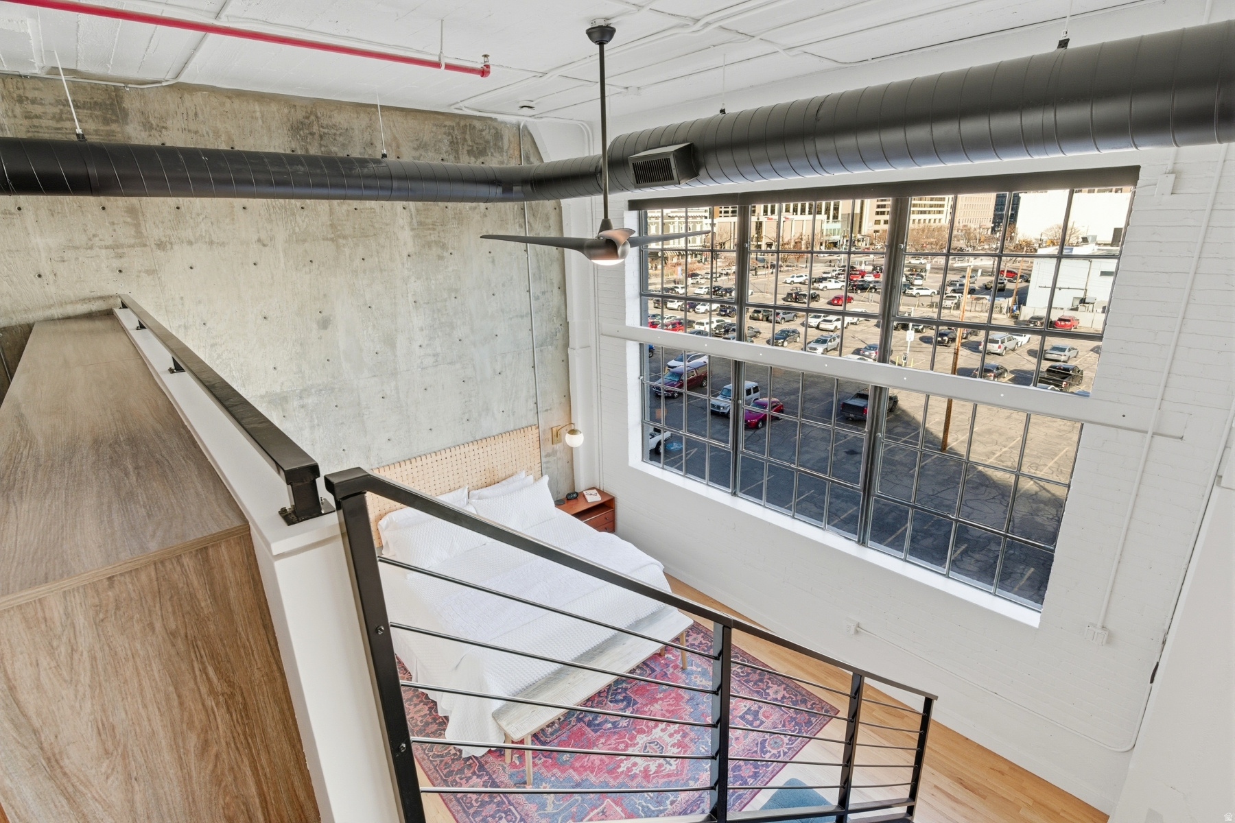 BROADWAY LOFTS - Residential