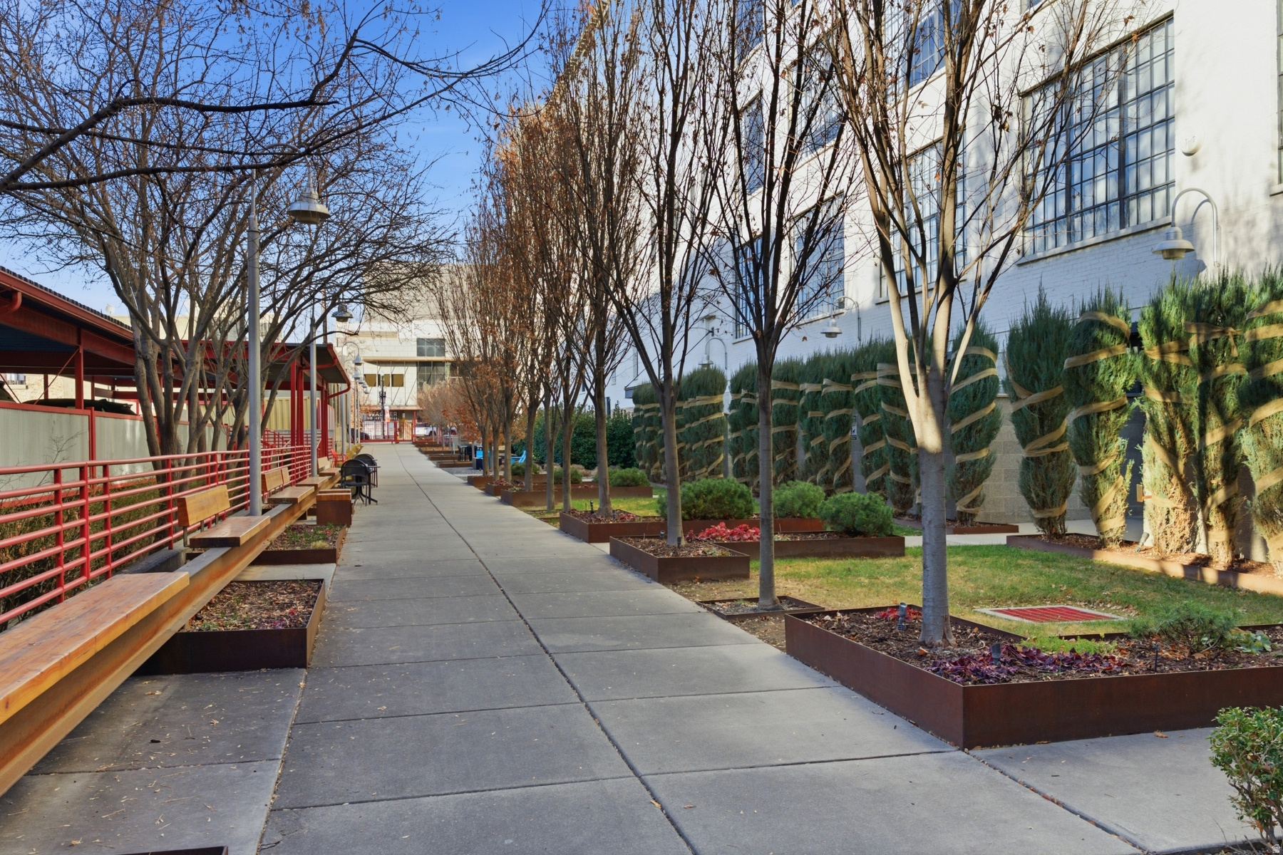 BROADWAY LOFTS - Residential