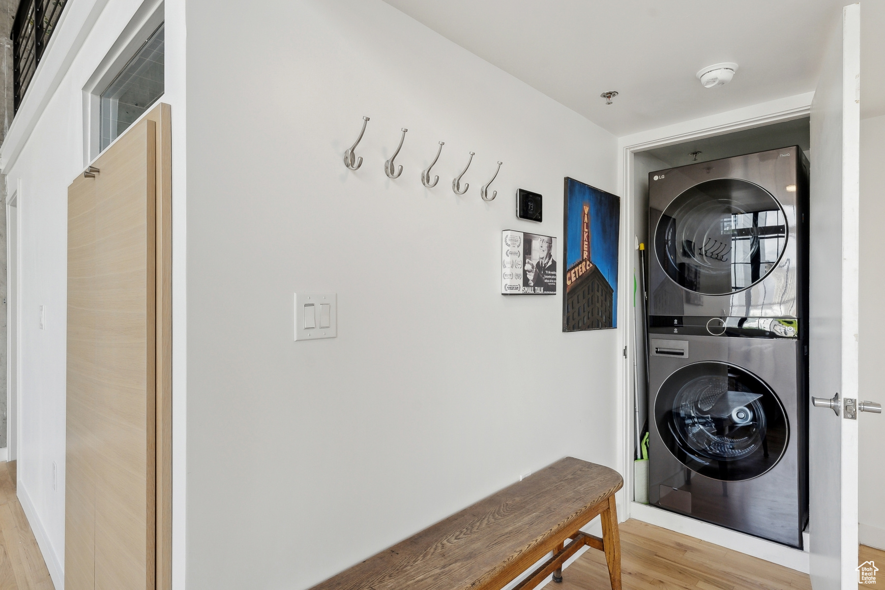 BROADWAY LOFTS - Residential