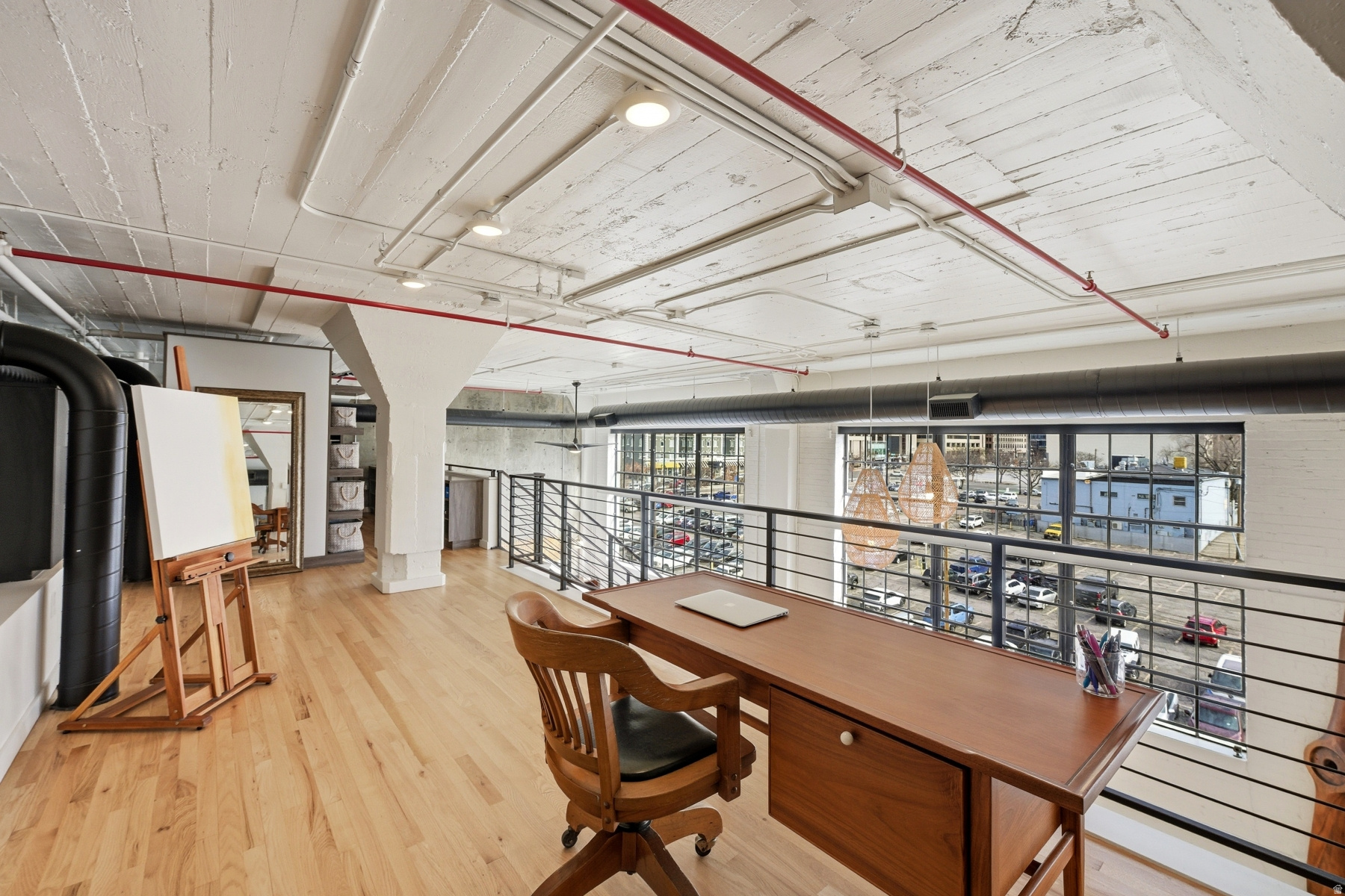 BROADWAY LOFTS - Residential