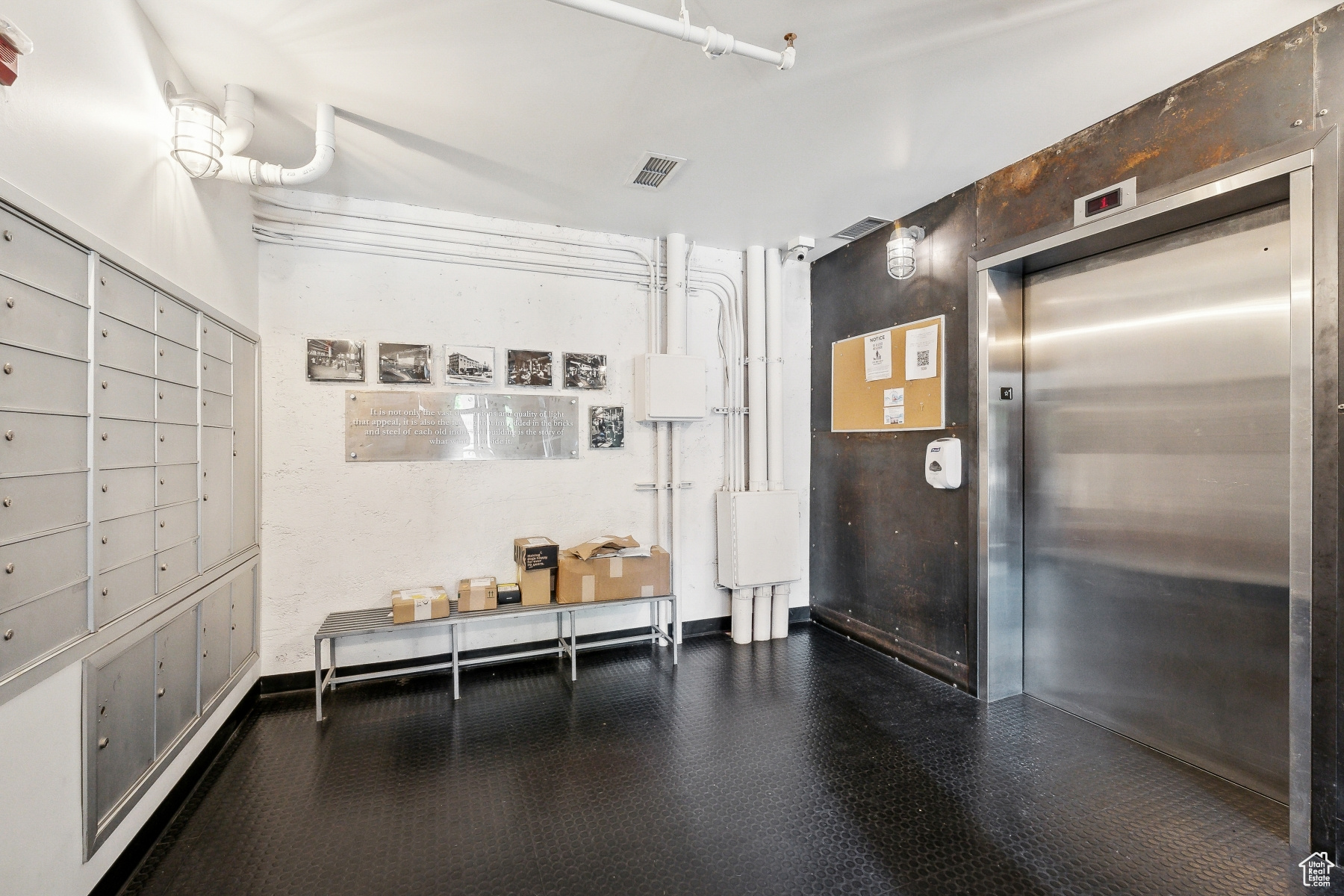 BROADWAY LOFTS - Residential