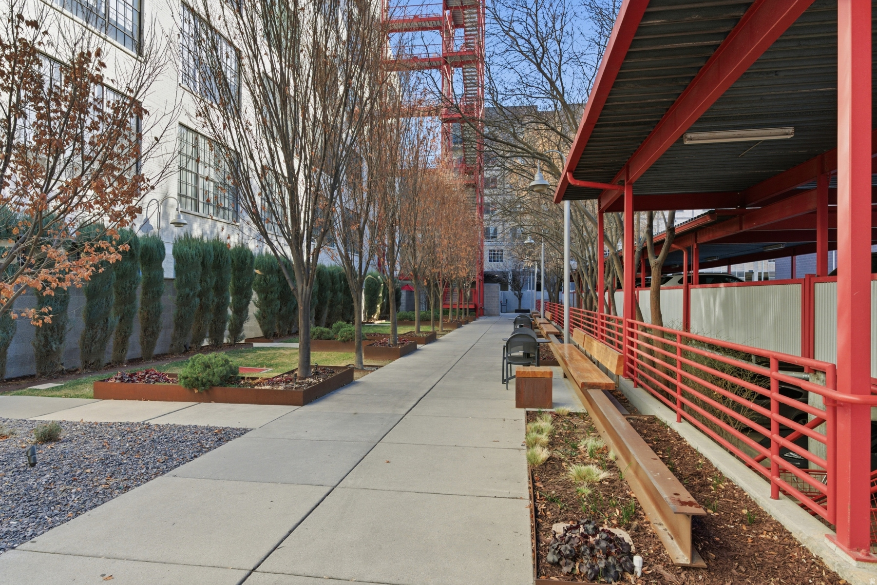 BROADWAY LOFTS - Residential