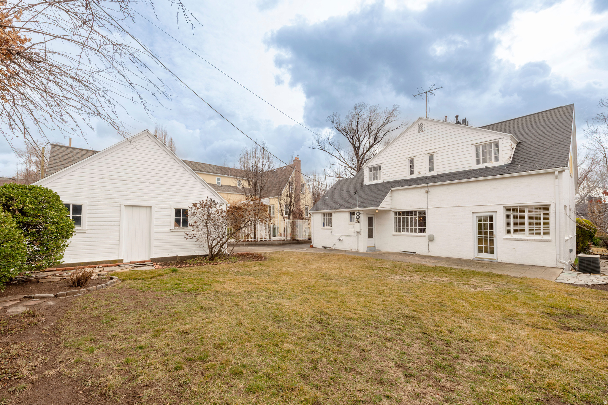 NORMANDIE HEIGHTS - Residential