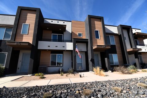 Tiny photo for 1369 S POLE CREEK LN, Washington, UT 84780 (MLS # 2132109)