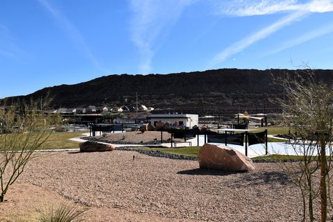 Tiny photo for 1369 S POLE CREEK LN, Washington, UT 84780 (MLS # 2132109)