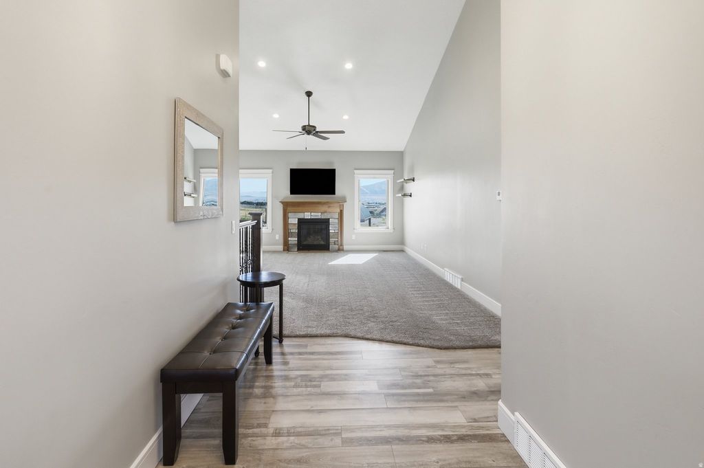 Photo of 1098 N VALLEY VIEW DR, Tremonton, UT 84337 (MLS # 2164961)