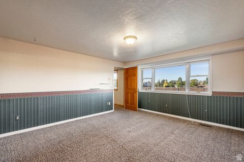 Tiny photo for 4340 S LYNNE LN, Holladay, UT 84124 (MLS # 2110993)