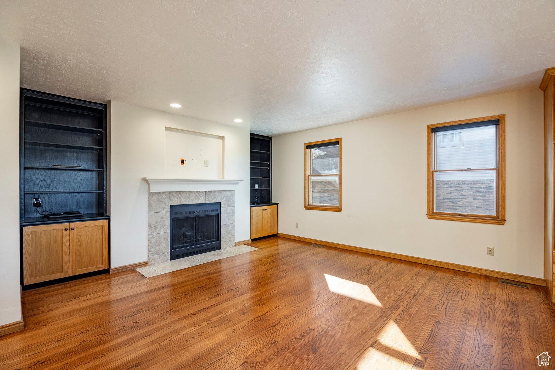 BRIARWOOD - Residential