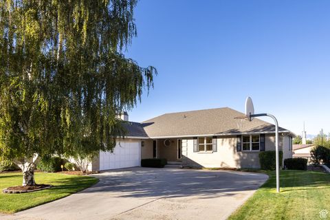 Tiny photo for 4340 S LYNNE LN, Holladay, UT 84124 (MLS # 2110993)