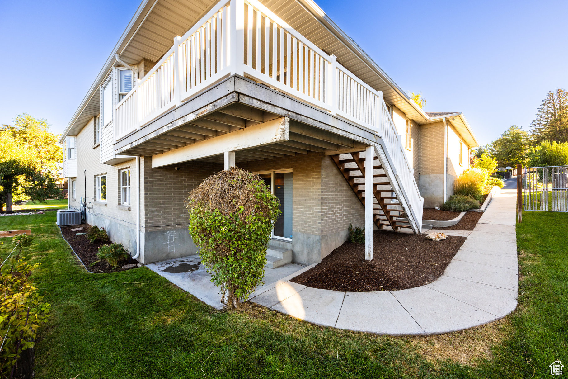 BRIARWOOD - Residential