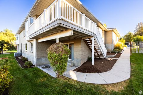 Tiny photo for 4340 S LYNNE LN, Holladay, UT 84124 (MLS # 2110993)