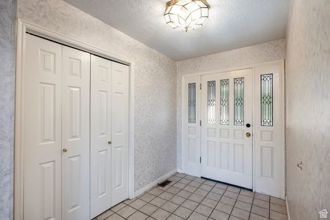 Tiny photo for 4340 S LYNNE LN, Holladay, UT 84124 (MLS # 2110993)