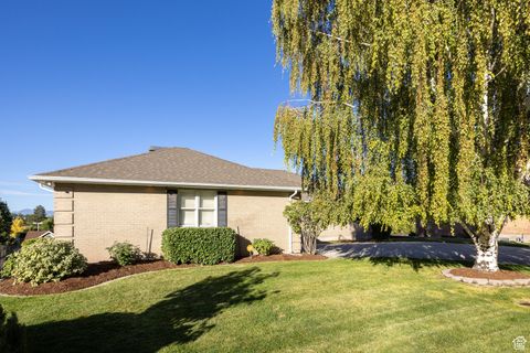 Tiny photo for 4340 S LYNNE LN, Holladay, UT 84124 (MLS # 2110993)