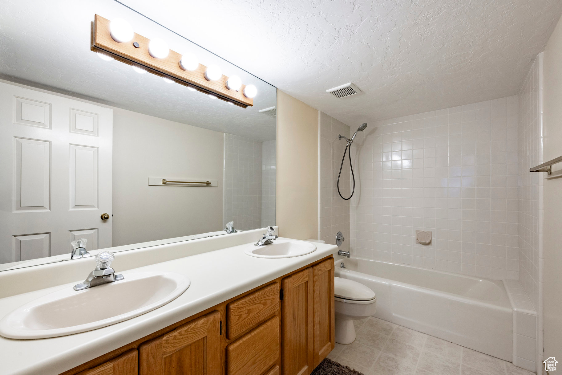 BRIARWOOD - Residential