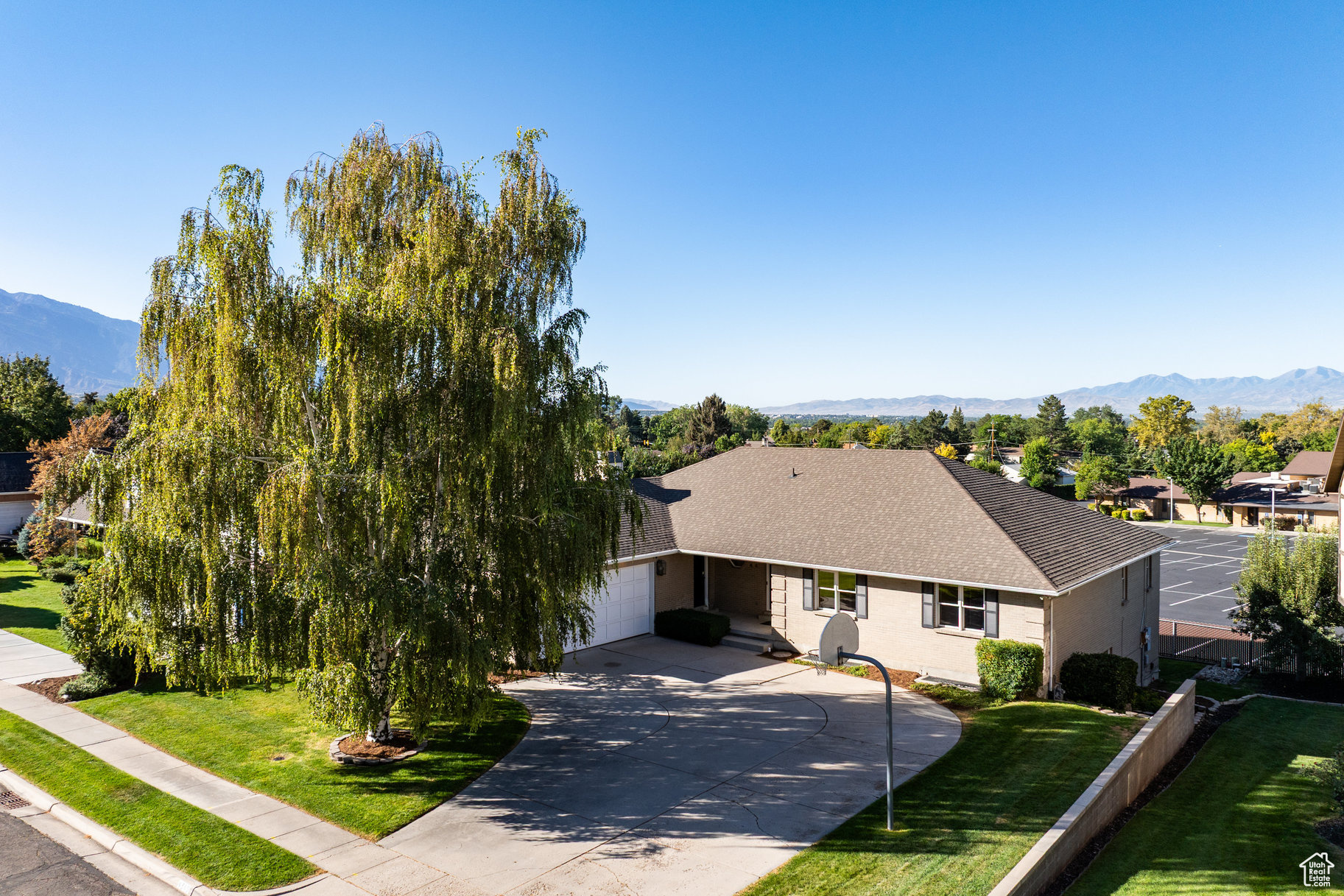 BRIARWOOD - Residential
