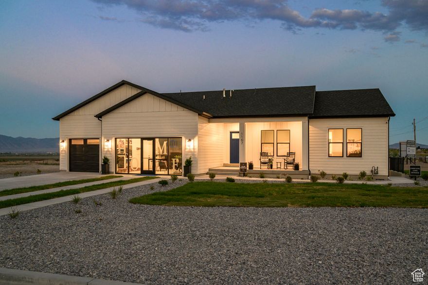 Brand New Homes in Grantsville City! This "To Be Built" William plan offers a 3 car garage, spacious rooms, grand owner en suite bathroom, large closets and open spaces. The unfinished basement has option to have separate basement entrance perfect for a future attached ADU. Large Lots ranging from 3/4 acre to an acre are available to build on. (Photos from a Decorated Model)