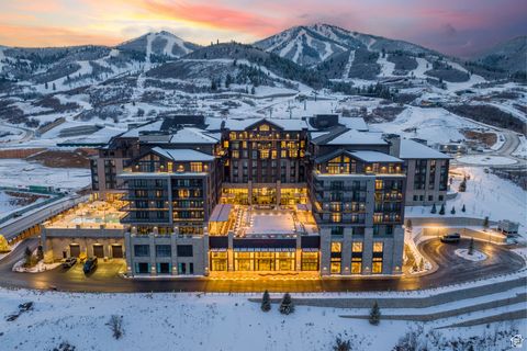 Photo of 1702 GLENCOE MOUNTAIN WAY #7050, Park City, UT 84060 (MLS # 2118737)