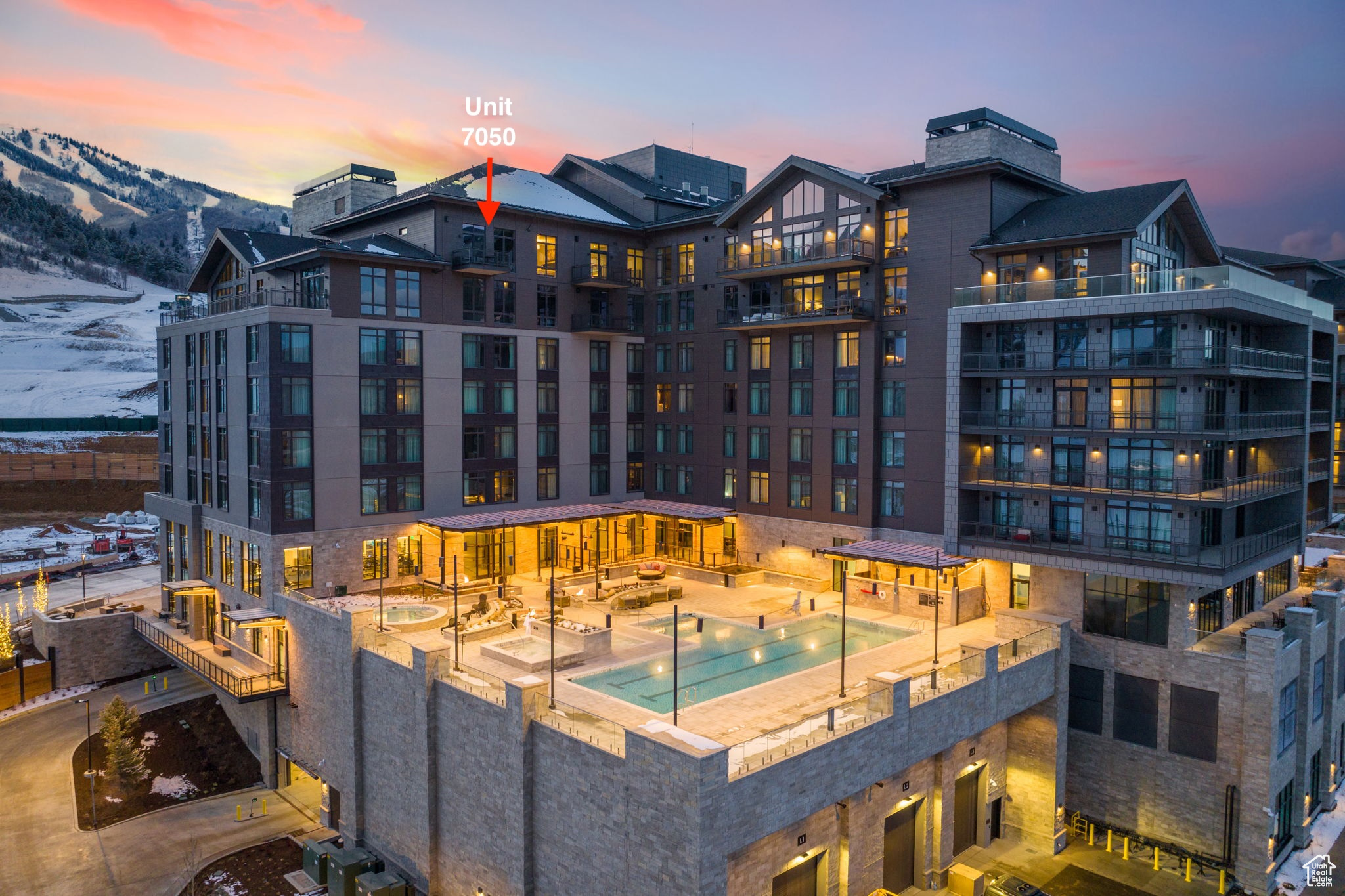 1702 GLENCOE MOUNTAIN WAY 7050