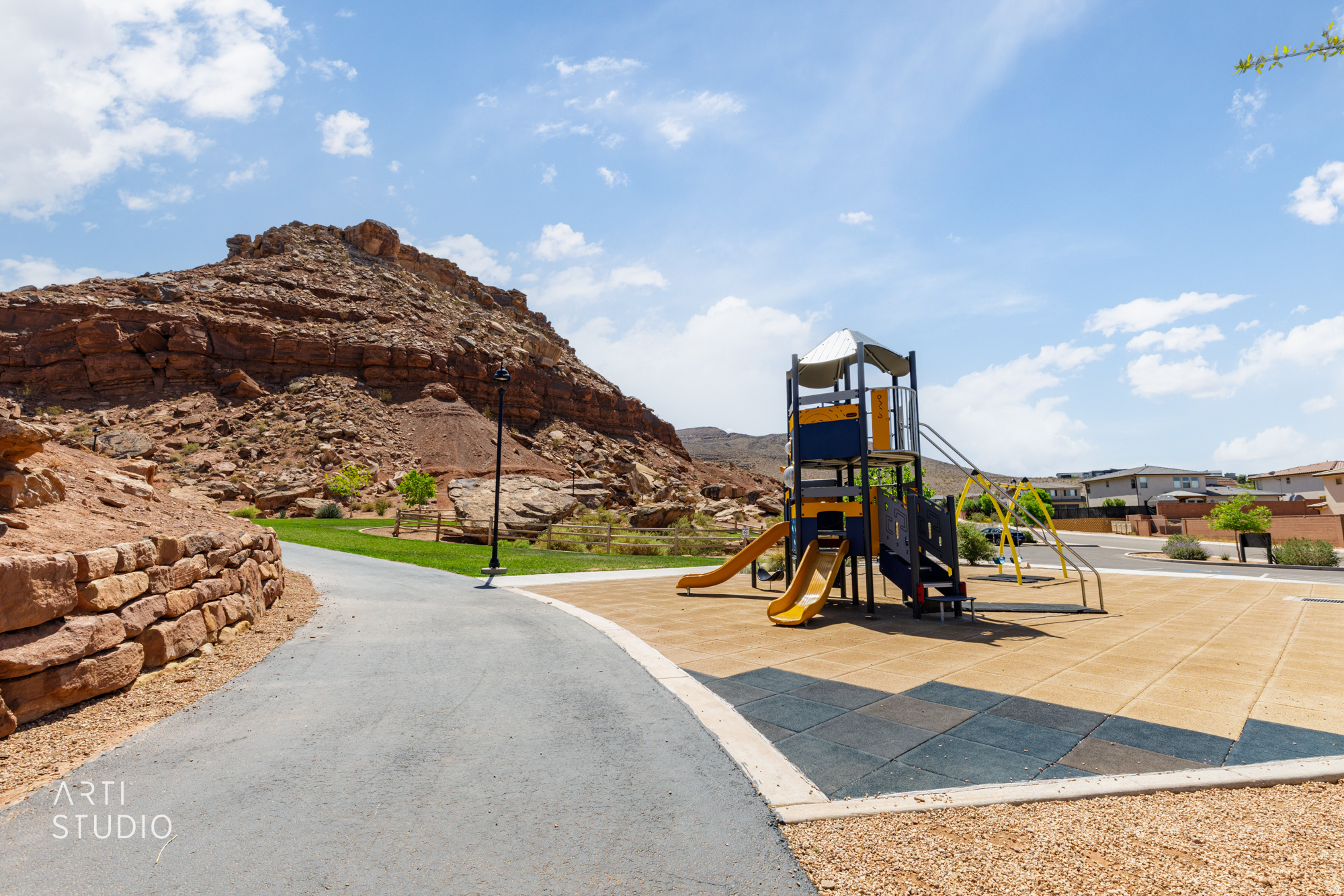 DESERT BLUFF AT DESERT CANYONS TOWNHOMES - Residential