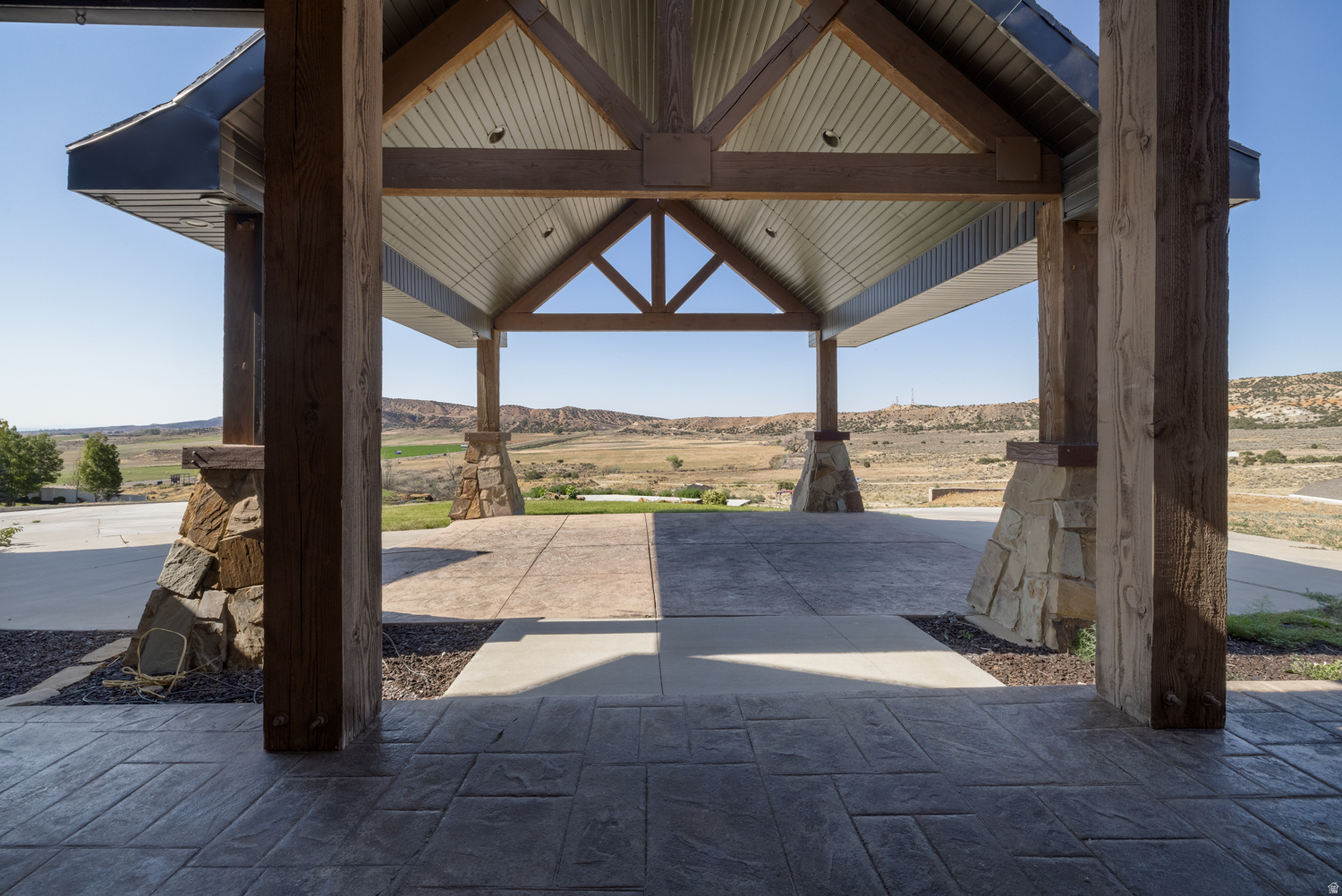 AIR VILLAGE HILLS SUBDIVISION, AMENDED - Residential