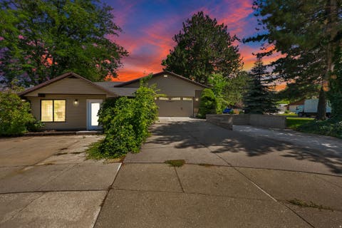 Tiny photo for 1433 E ESTRELLITA DR, Sandy, UT 84093 (MLS # 2177195)