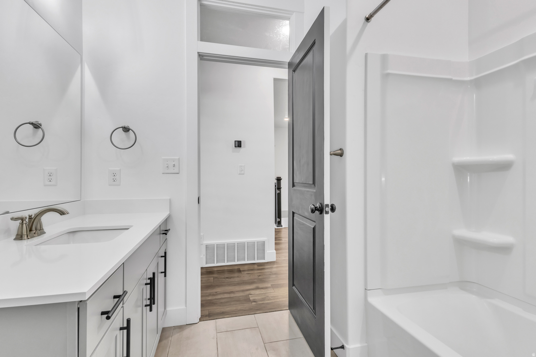 MAPLETON GROVE - Residential