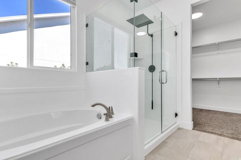 Tiny photo for 674 S MEADE ST, Mapleton, UT 84664 (MLS # 2136275)