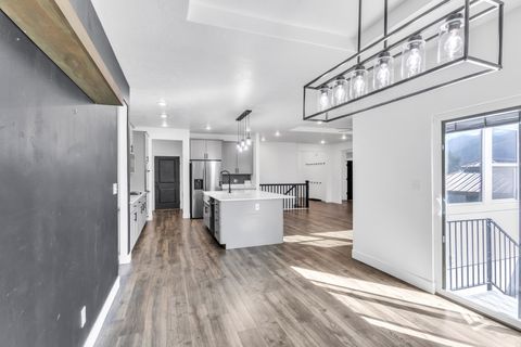 Tiny photo for 674 S MEADE ST, Mapleton, UT 84664 (MLS # 2136275)