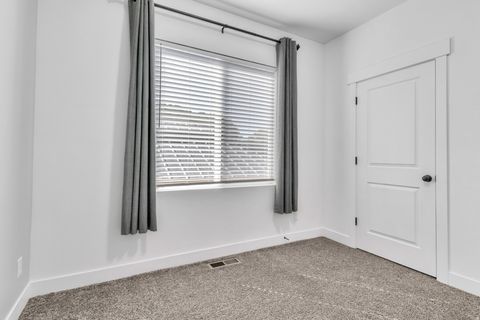 Tiny photo for 674 S MEADE ST, Mapleton, UT 84664 (MLS # 2136275)