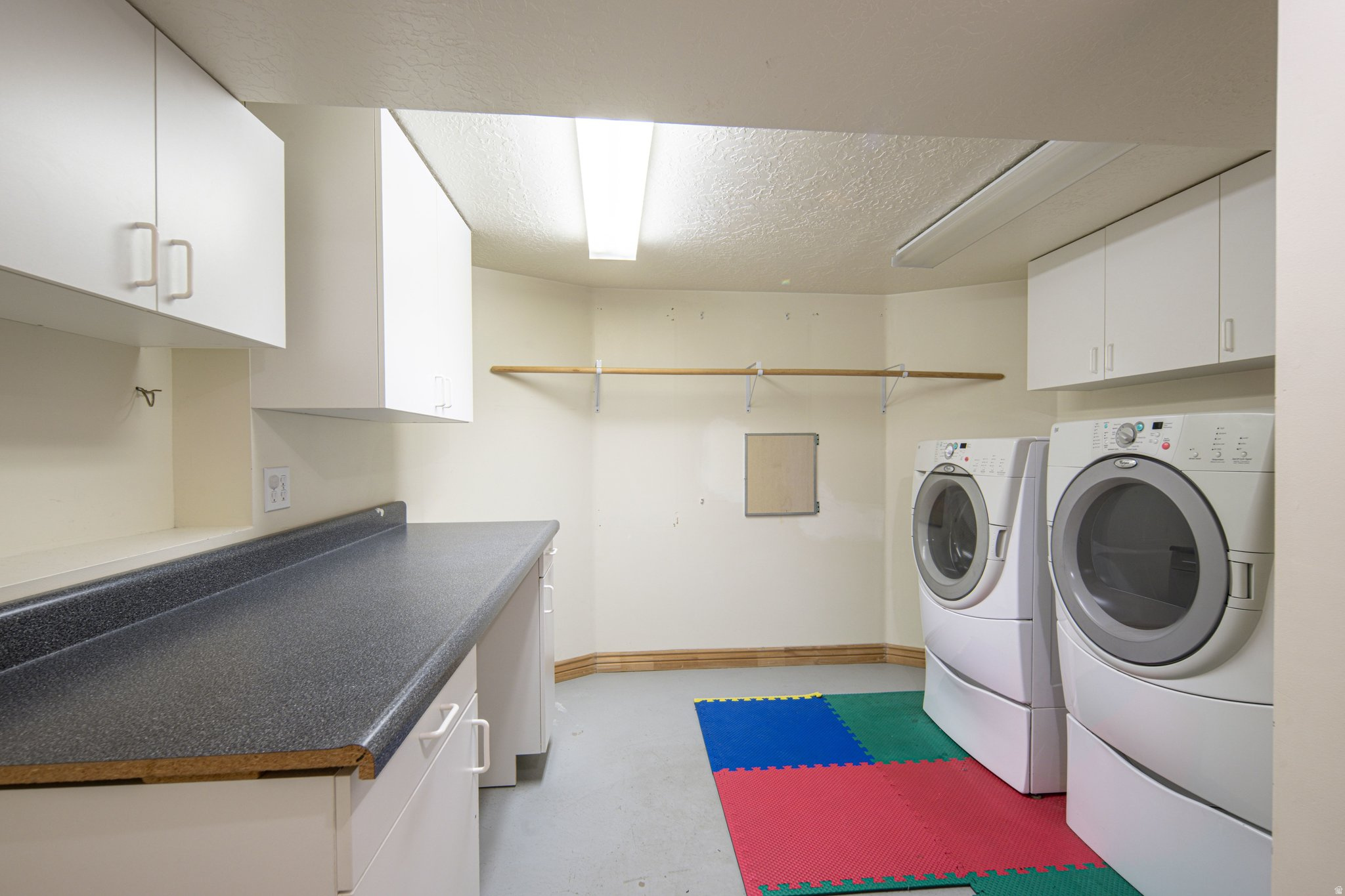 ALPINE COUNTRY - Residential