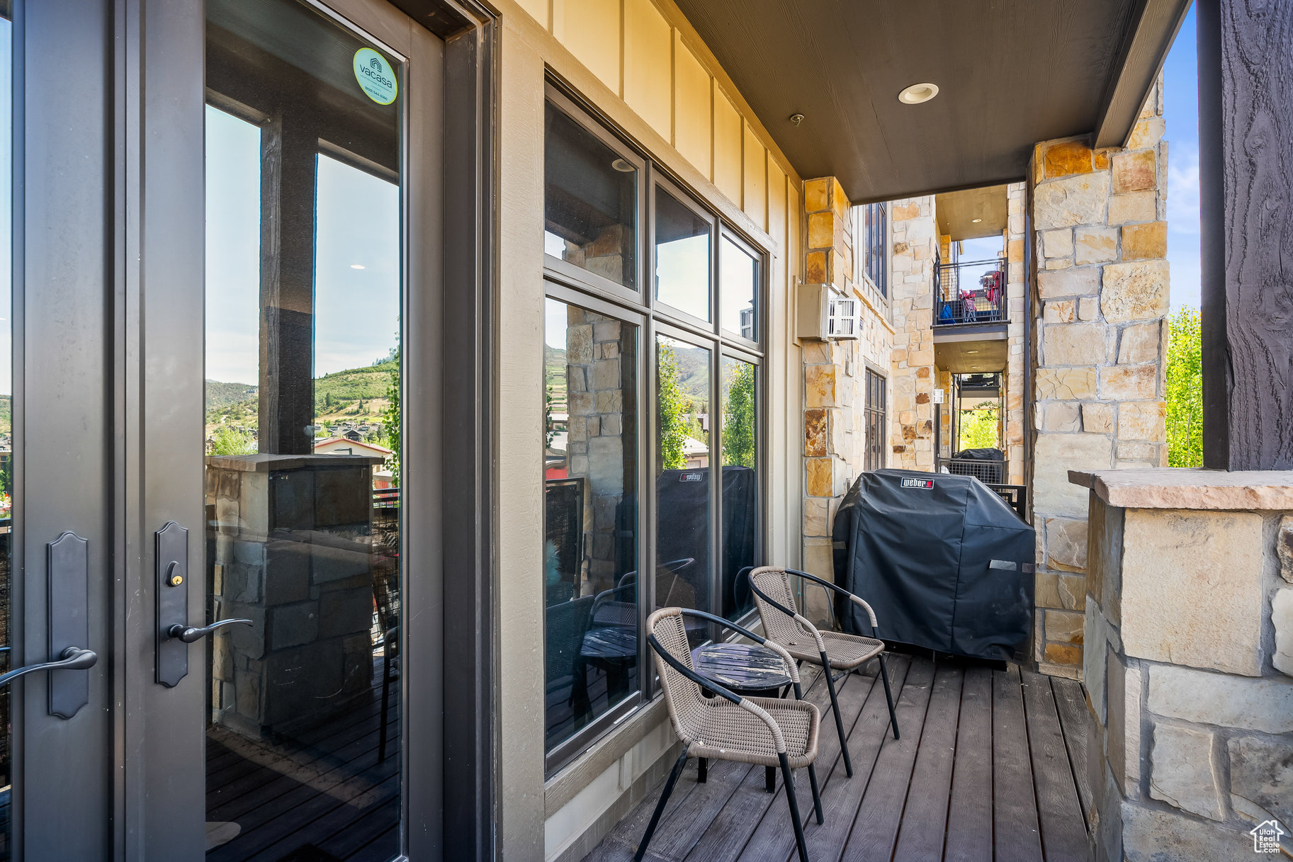 BLACKSTONE RESIDENCE - Residential