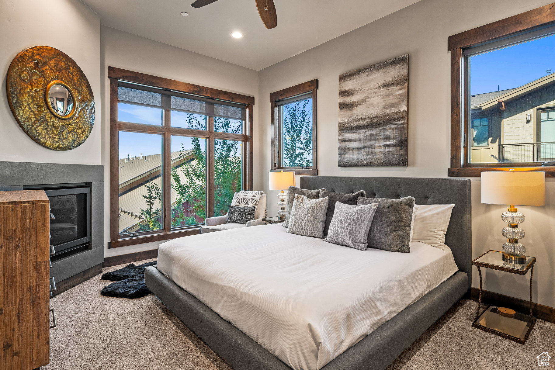 BLACKSTONE RESIDENCE - Residential