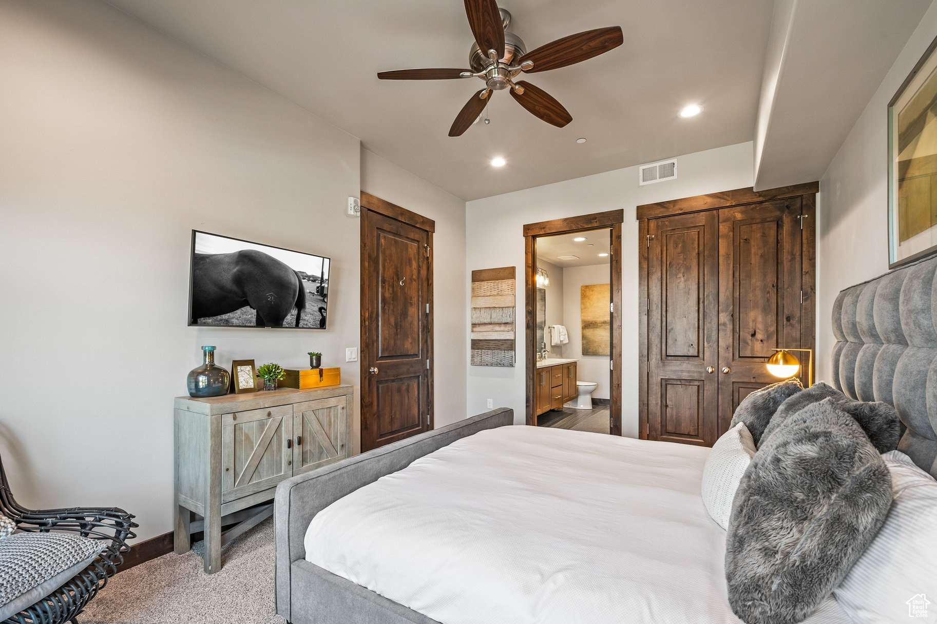 BLACKSTONE RESIDENCE - Residential