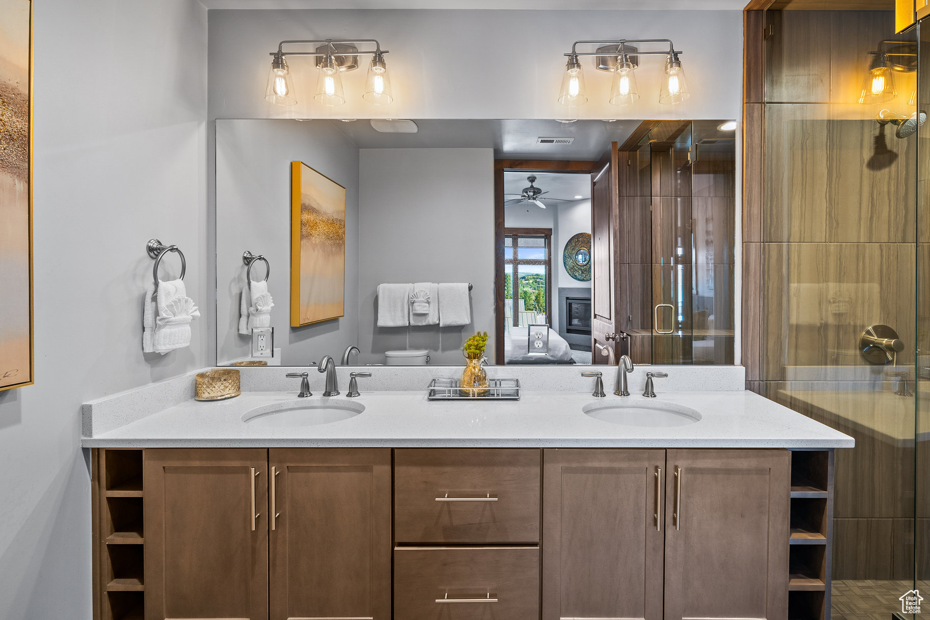 BLACKSTONE RESIDENCE - Residential