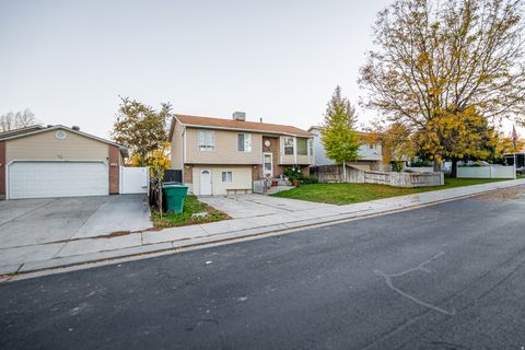 Tiny photo for 4983 W SHOOTING STAR AVE S, West Jordan, UT 84081 (MLS # 2121418)