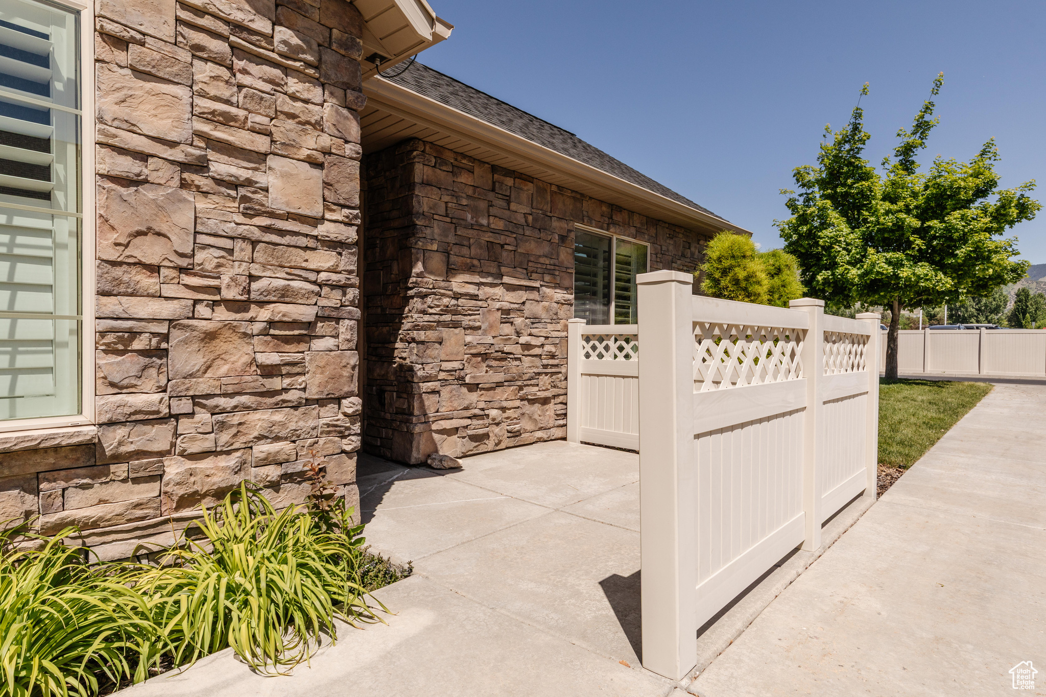 344 E 2280 #C, North Logan, Utah image 3