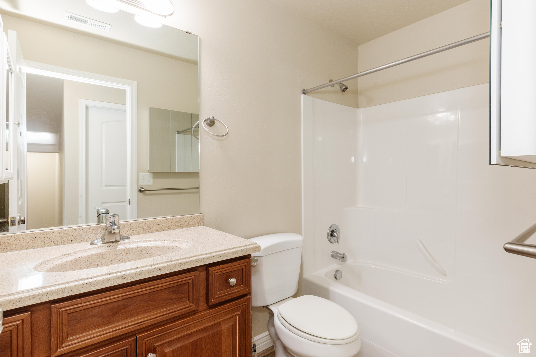 344 E 2280 #C, North Logan, Utah image 25