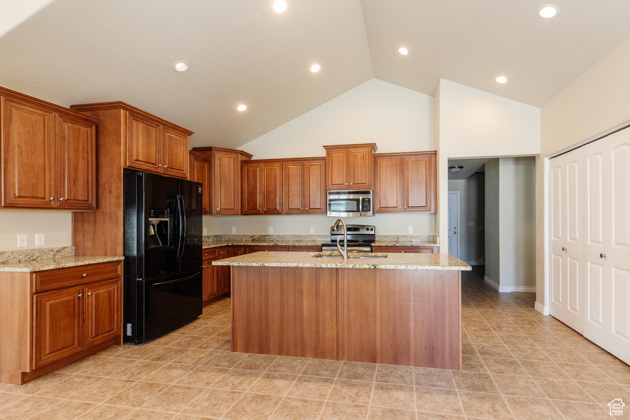 344 E 2280 #C, North Logan, Utah image 9