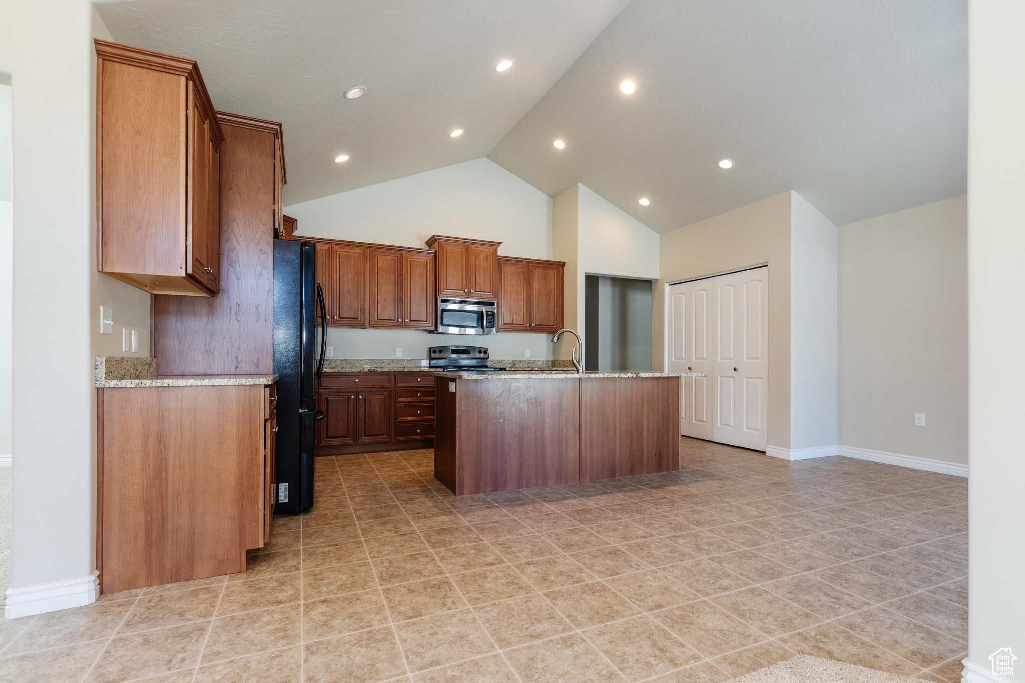 344 E 2280 #C, North Logan, Utah image 8