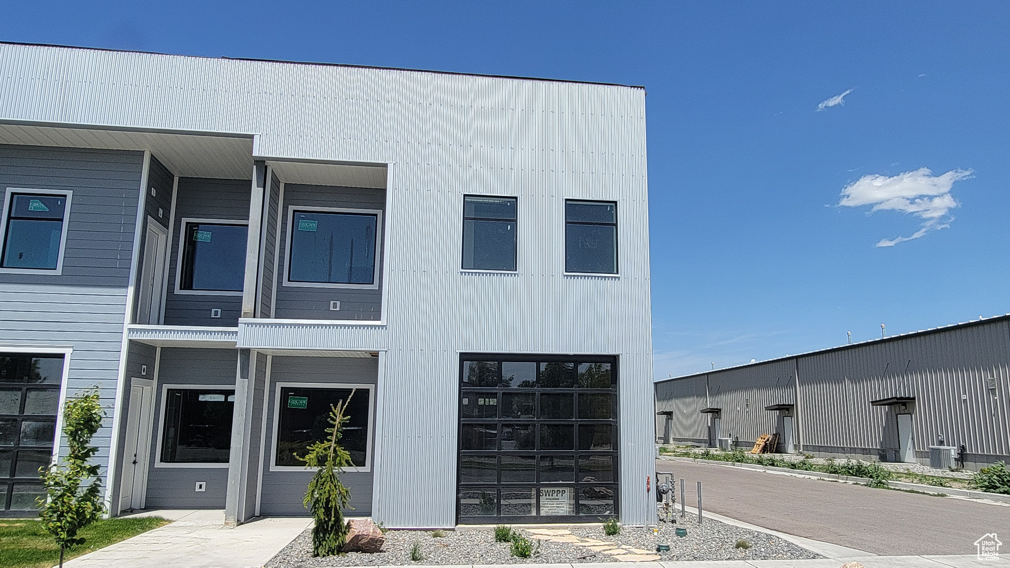 WESTFIELD - Commercial Sale