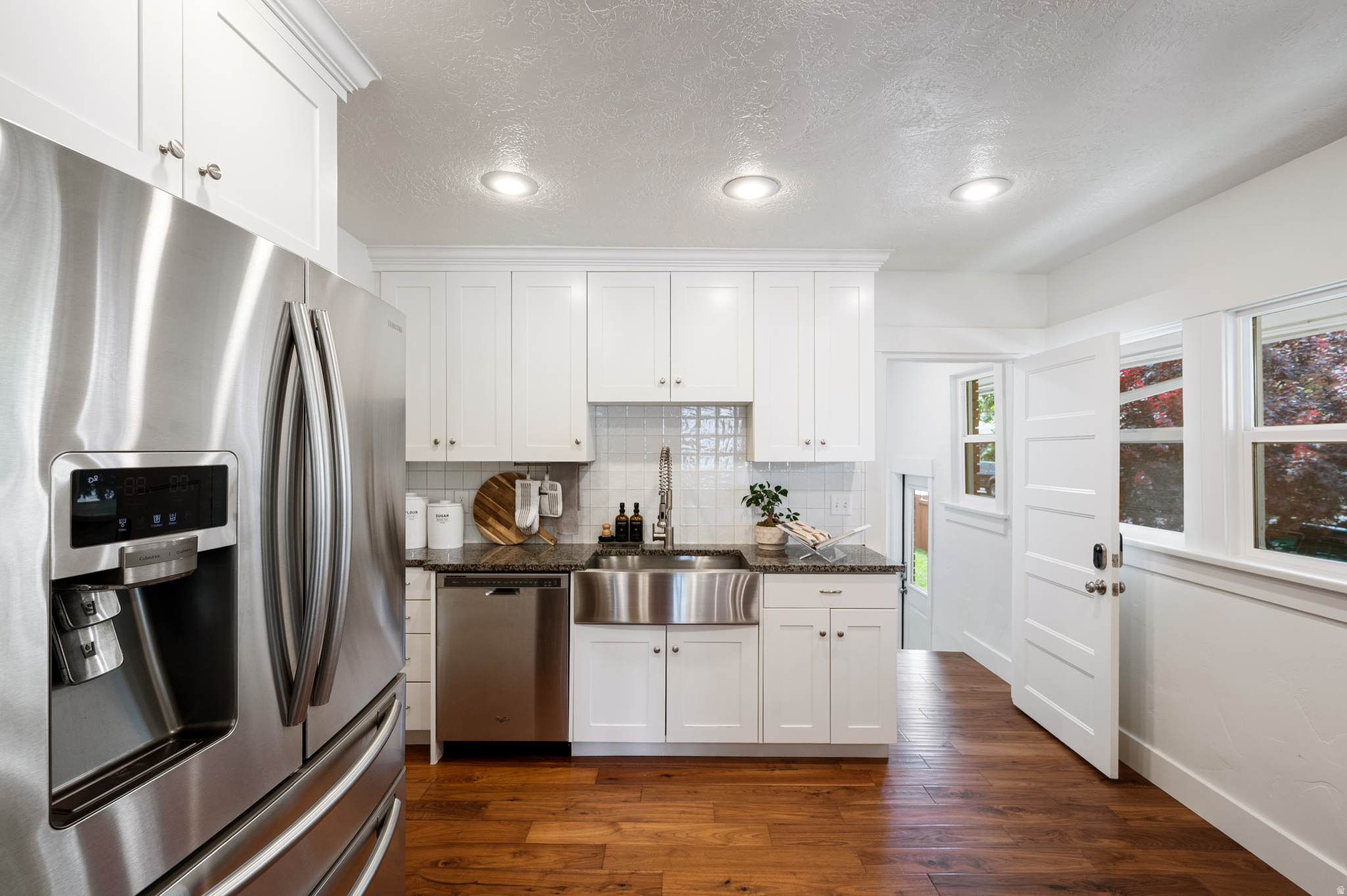 EAST BOULEVARD - Residential