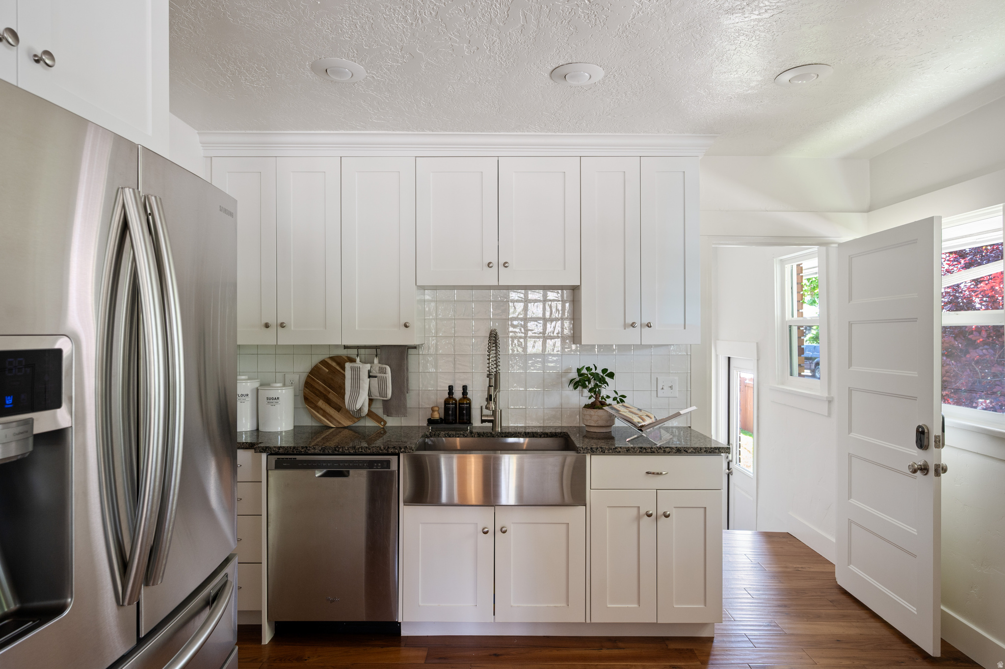 EAST BOULEVARD - Residential