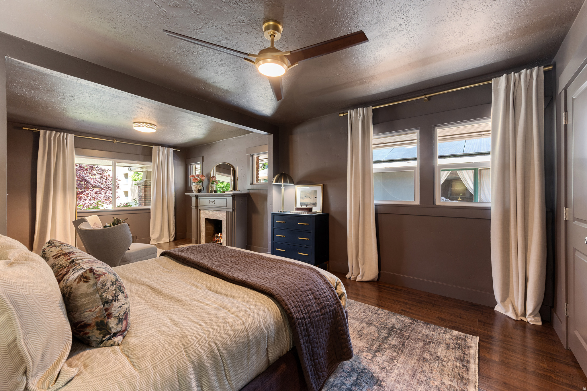 EAST BOULEVARD - Residential