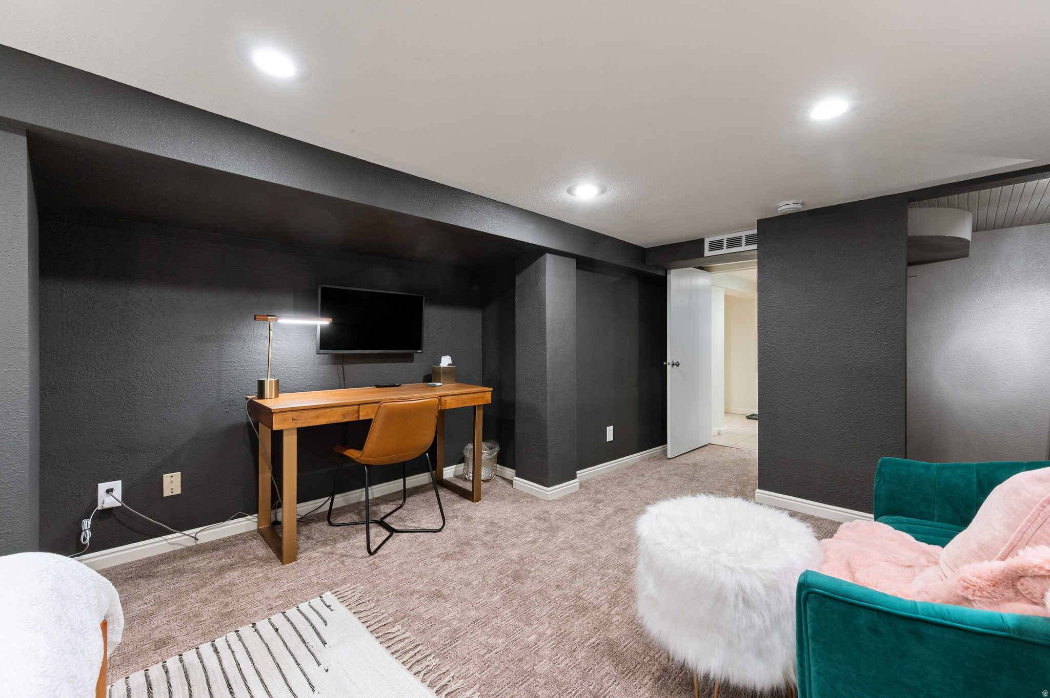 EAST BOULEVARD - Residential