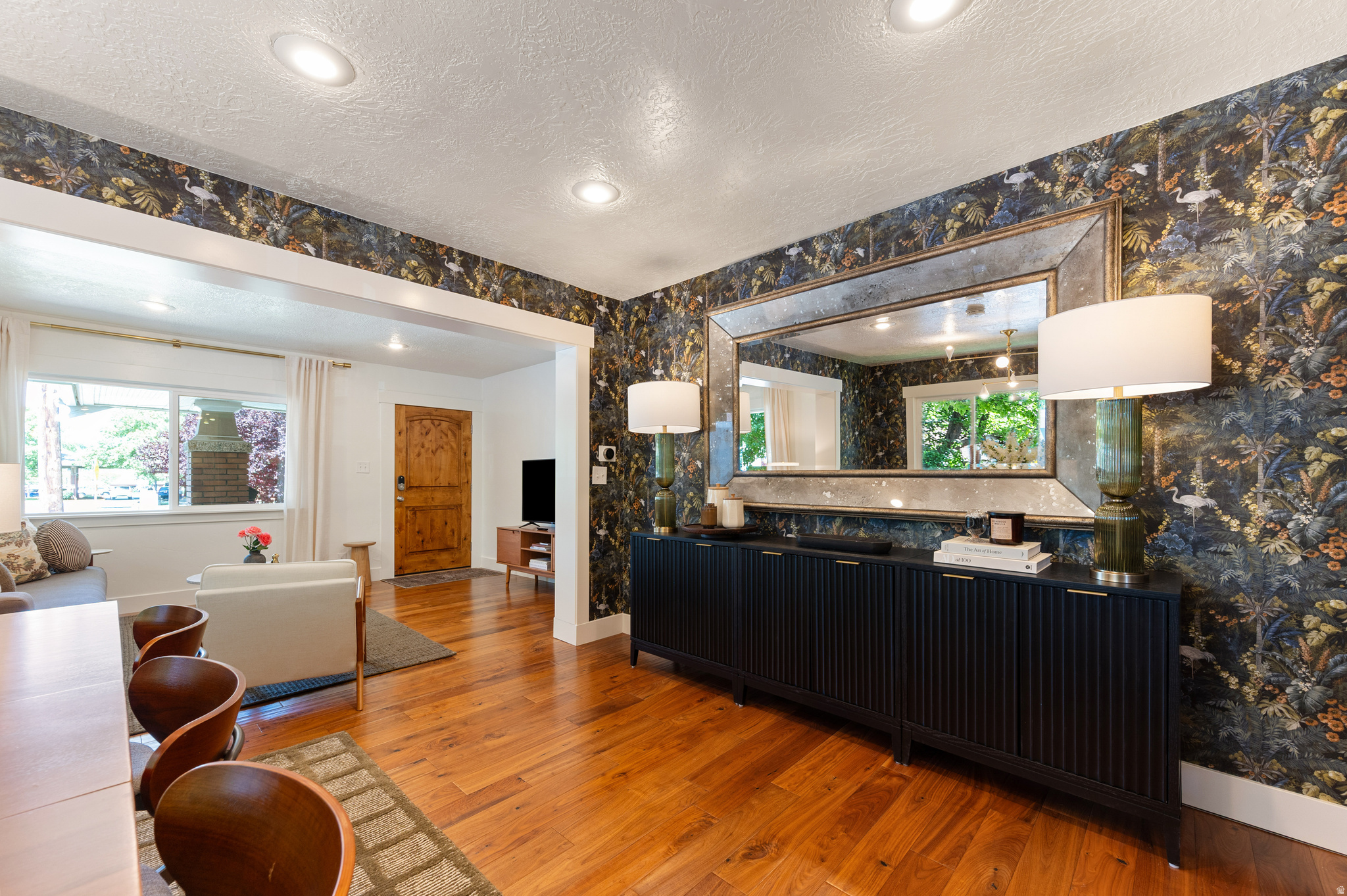 EAST BOULEVARD - Residential
