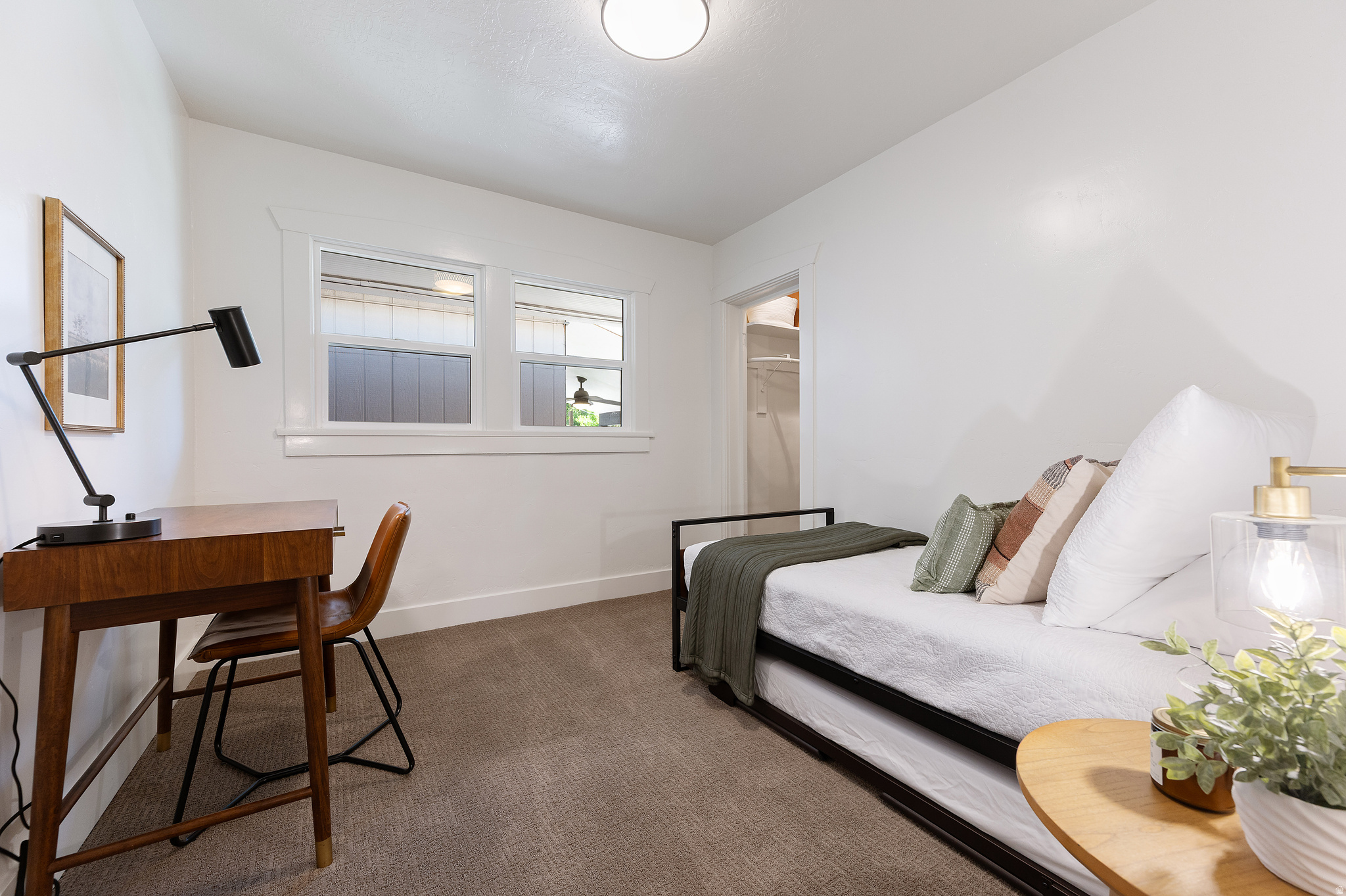 EAST BOULEVARD - Residential