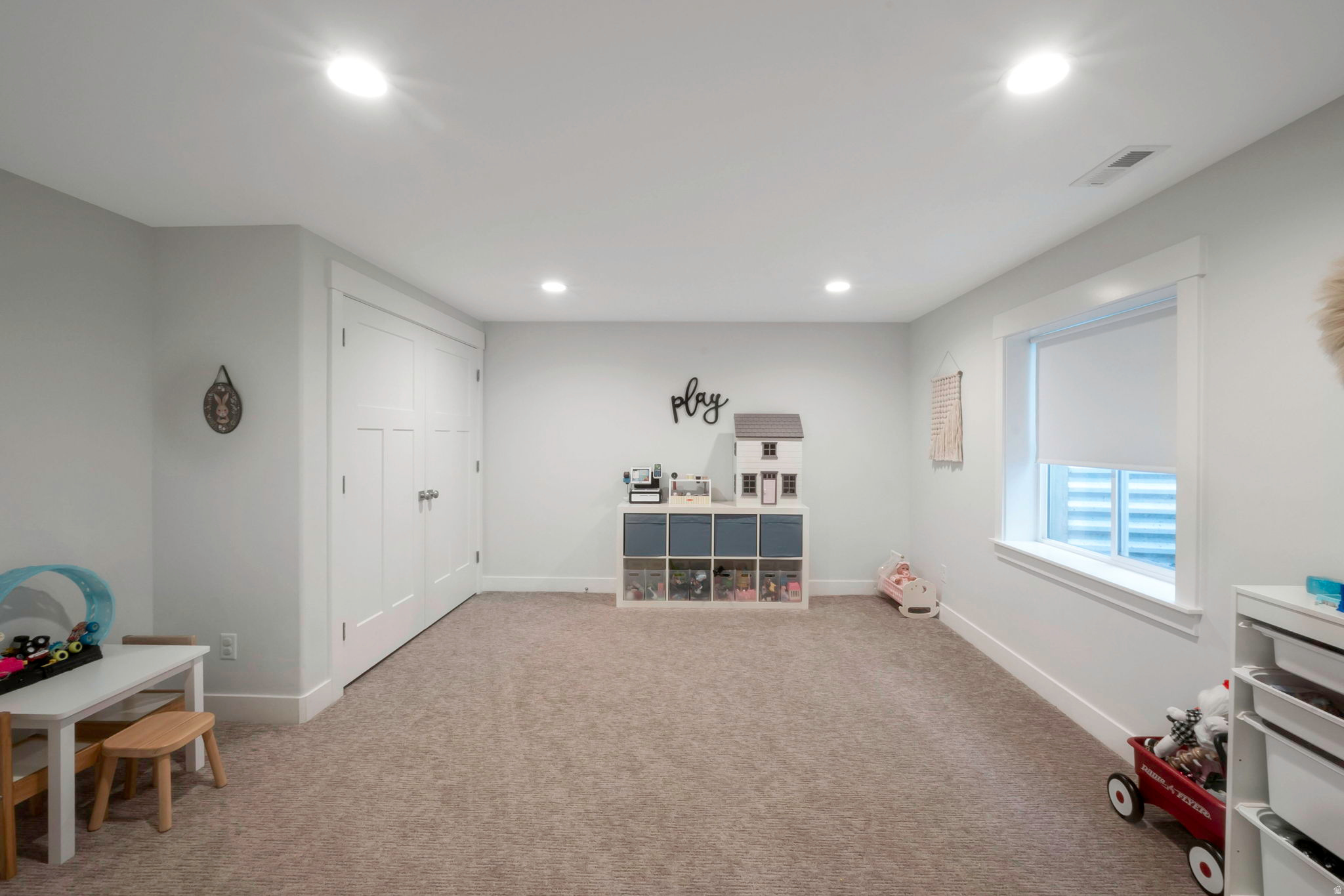 JORDAN WILLOWS - Residential