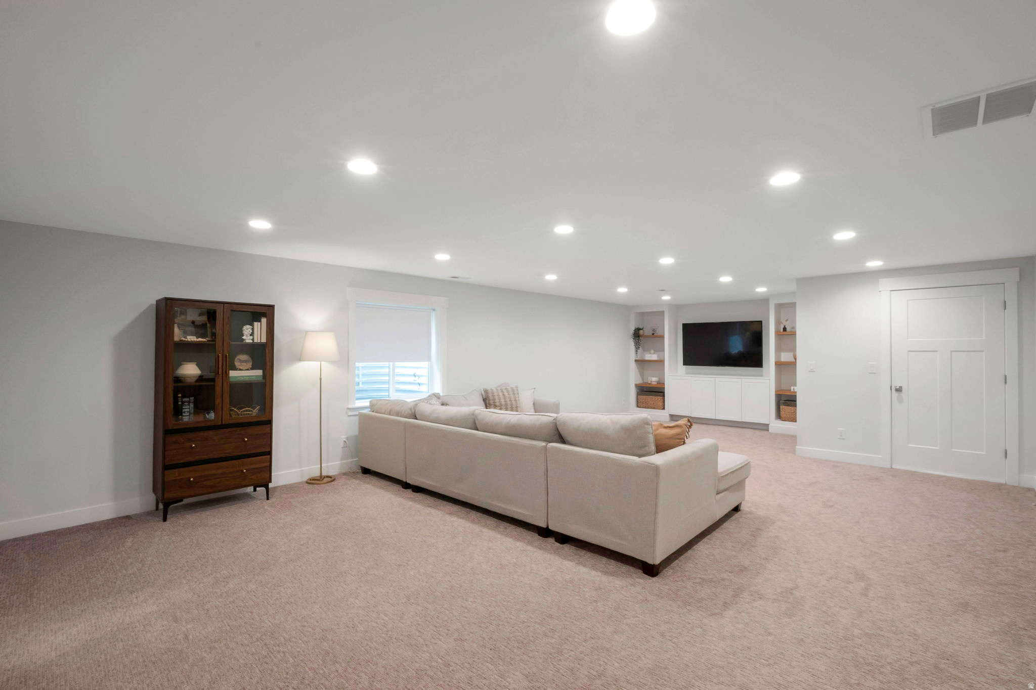 JORDAN WILLOWS - Residential