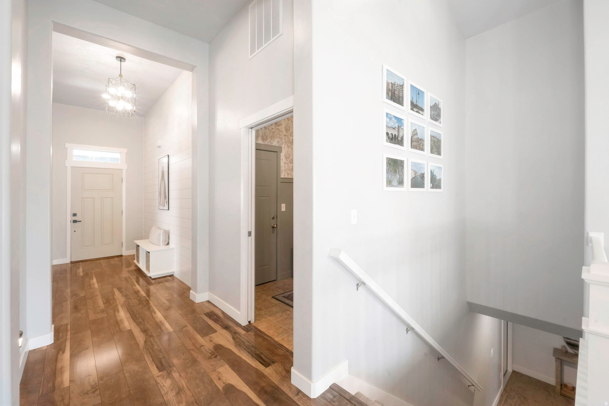 JORDAN WILLOWS - Residential